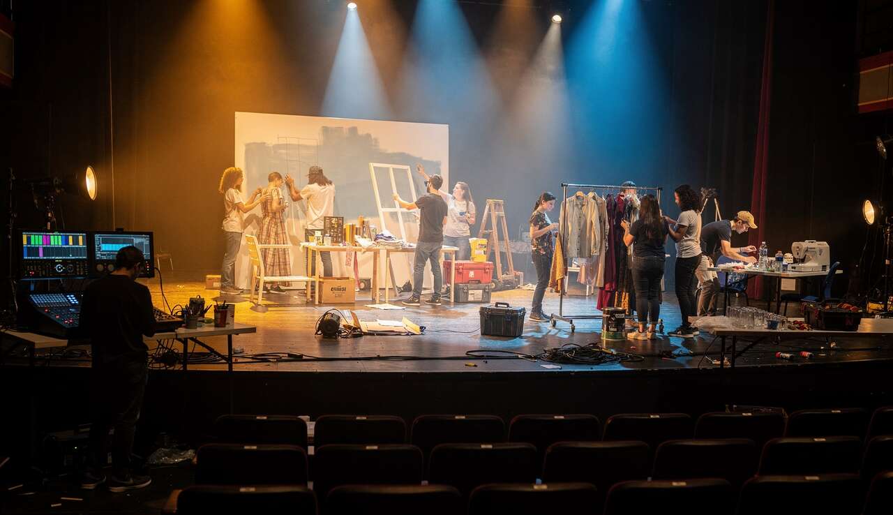 Guide BTS Métiers du Spectacle : quelles Spécialisations Choisir ?